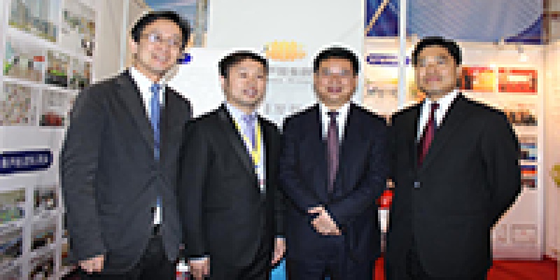 中国国际电子商务博览会开幕，金华市市长暨军民等领导莅临葫芦娃集团考察