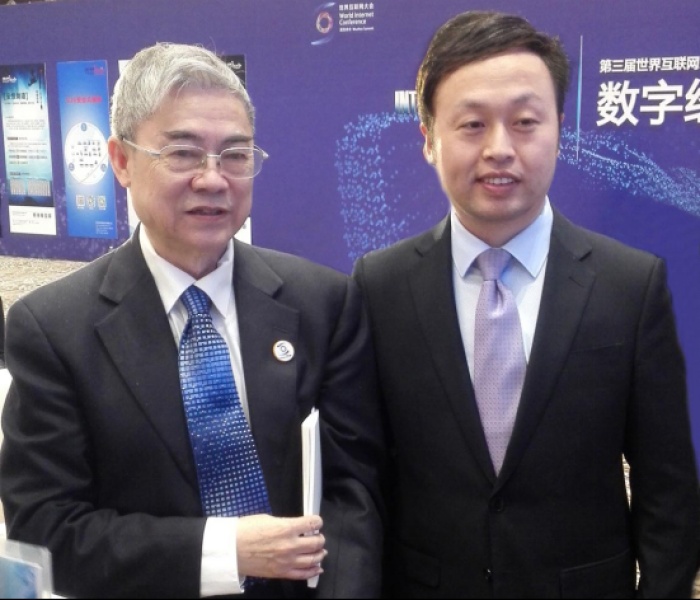第三届世界互联网大会，中国互联网协会理事长、中国工程院院士邬贺铨等领导寄语葫芦娃