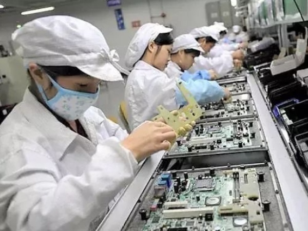 富士康内鬼监守自盗赚3亿，防止篡改合同可以使用电子合同