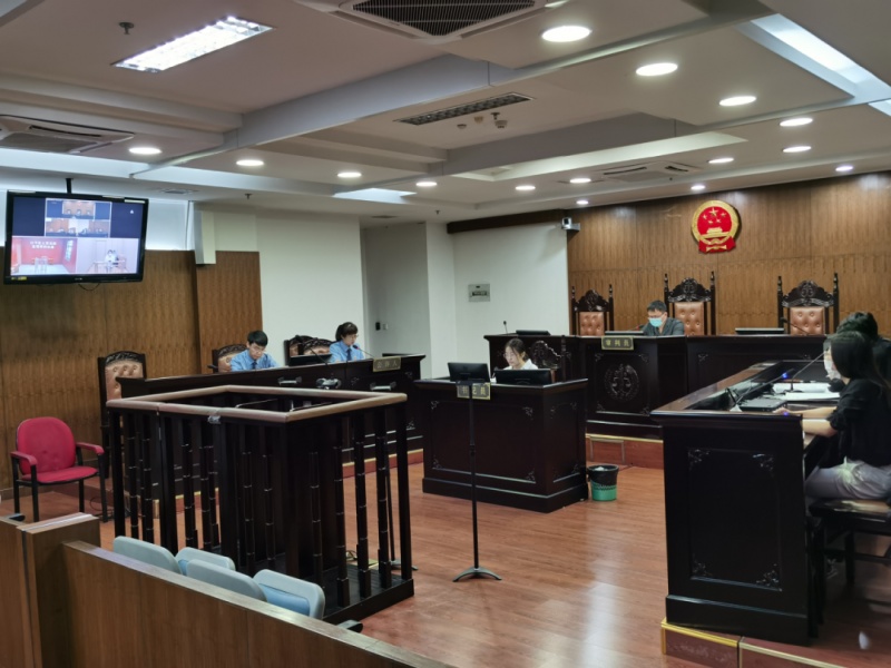 全国首例！涉三千多诈骗账号的“微信解封”入罪案判了，网友感慨活久见！