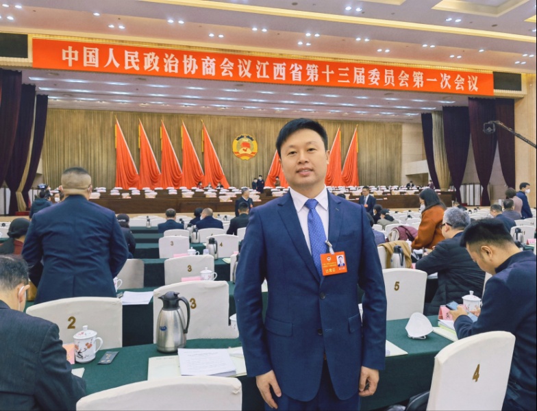 葫芦娃集团创始人兼董事长唐正荣当选十三届江西省政协委员